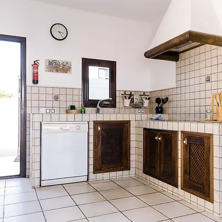 Kamezi Boutique Villa