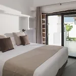 Villa Kamezí Boutique *
