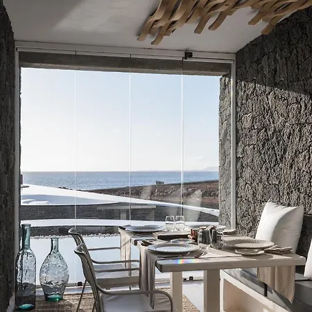 Kamezi Boutique Playa Blanca