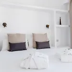 וילה Kamezi Boutique