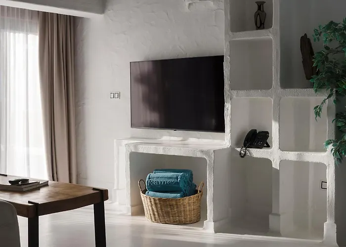 Kamezi Boutique Villa *